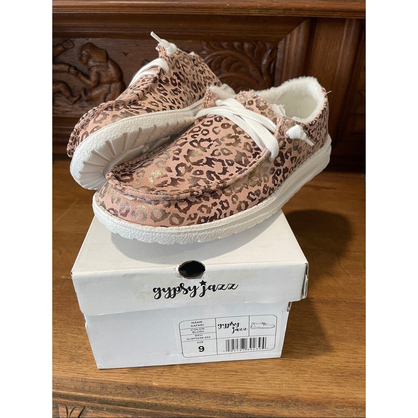 Gypsy Jazz leopard print slip-on flats