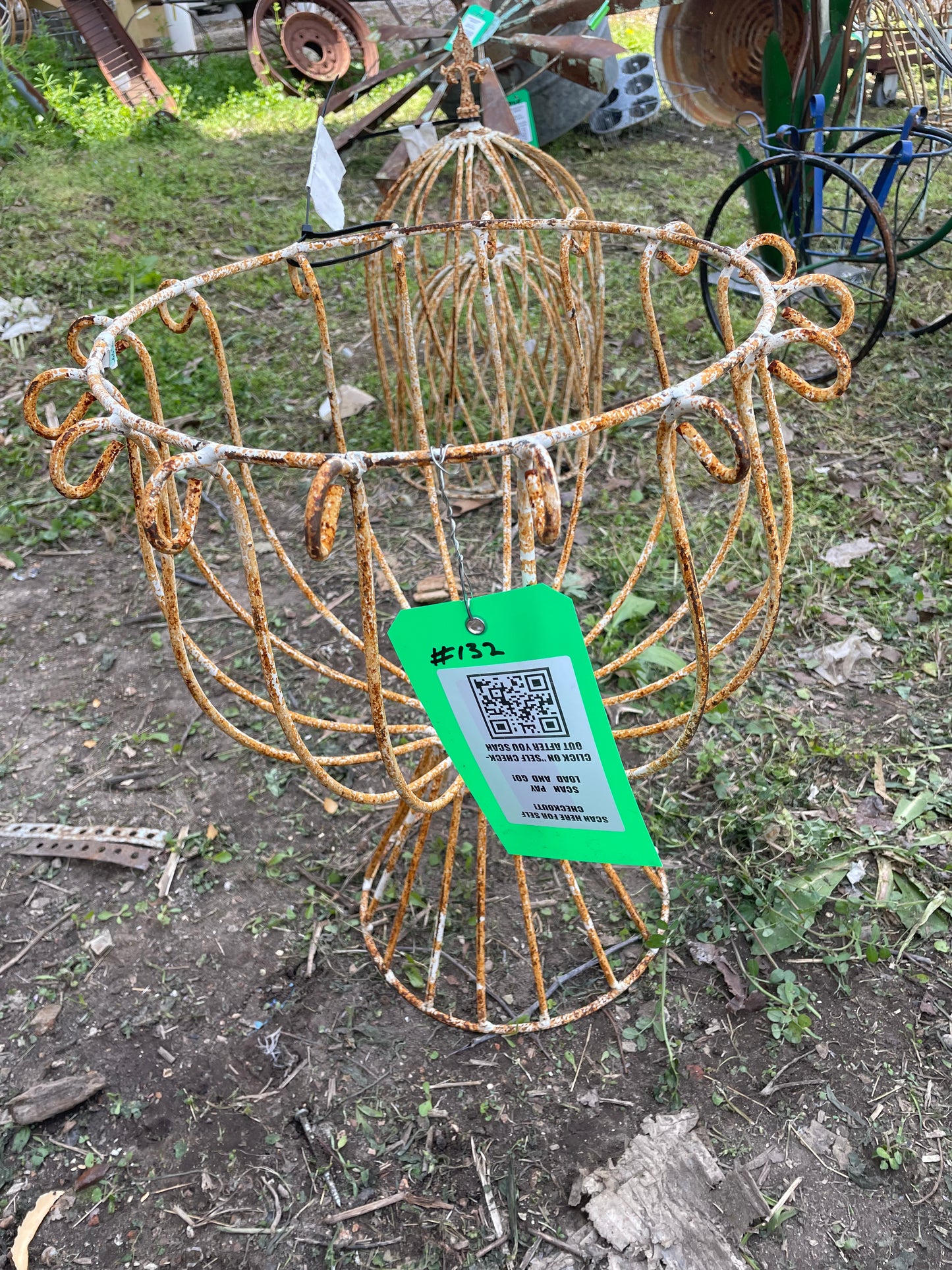 #132, Short iron planter
