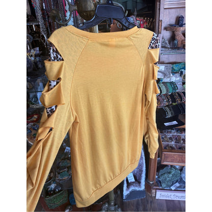 Long-Sleeve Graphic Tee Indian Profile in Yellow with Leopard Print