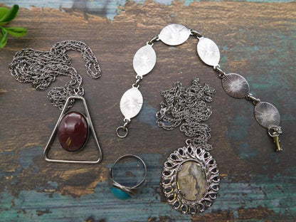 MIXED JEWELRY LOT ROCK STONE LAPIDARY SPECIMEN