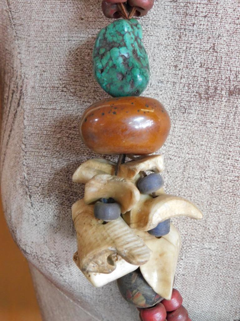 AFRICAN TRADE BEADS ROCK STONE LAPIDARY SPECIMEN