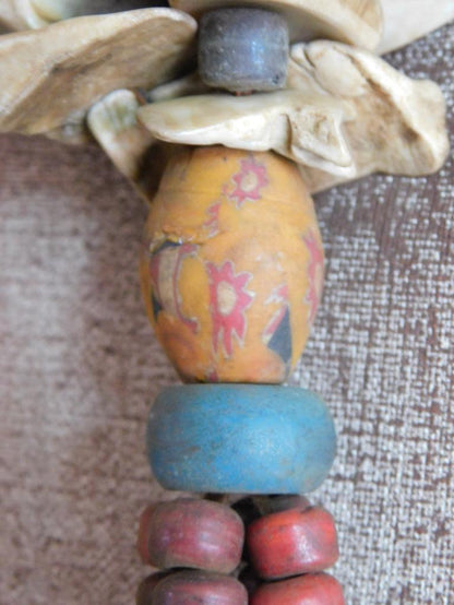 AFRICAN TRADE BEADS ROCK STONE LAPIDARY SPECIMEN