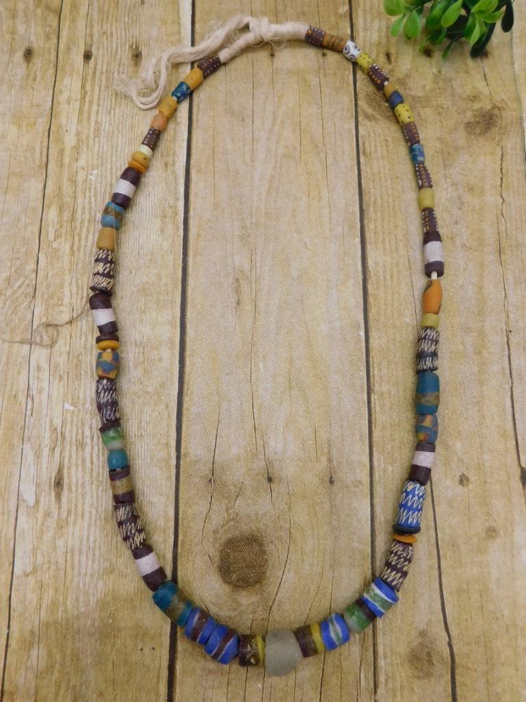 AFRICAN TRADE BEADS ROCK STONE LAPIDARY SPECIMEN