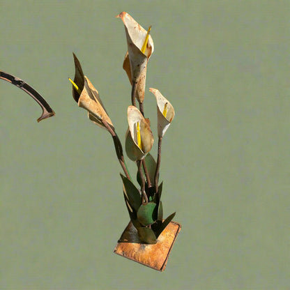 #107, Tulips Lawn & Garden Decor.
