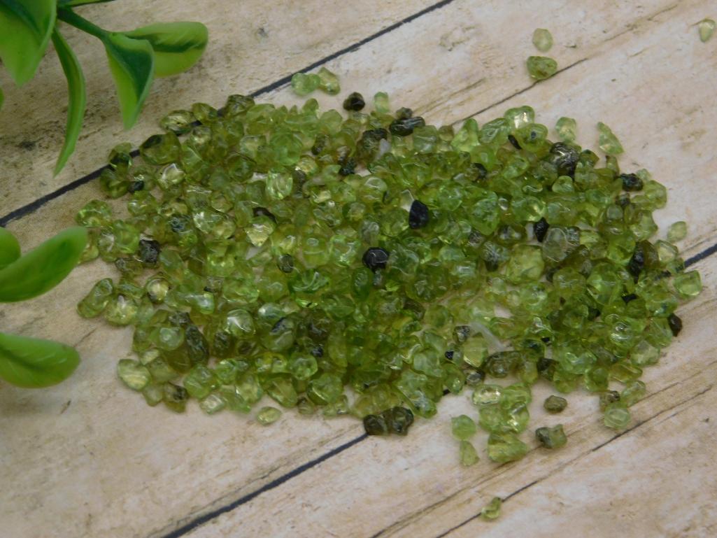 PERIDOT GEMSTONES