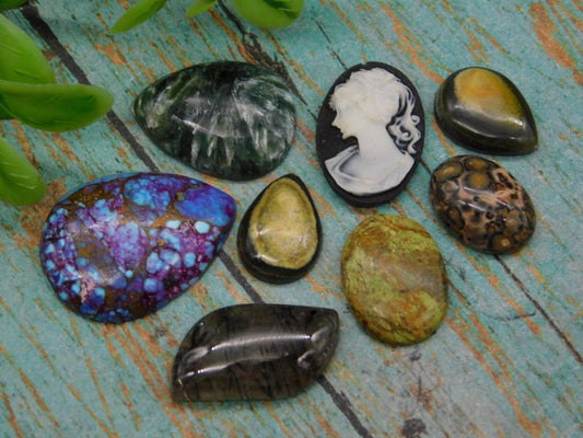MIXED STONE CABOCHON LOT