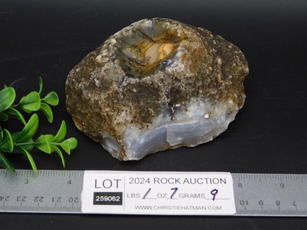 BLACK SKIN AGATE ROCK