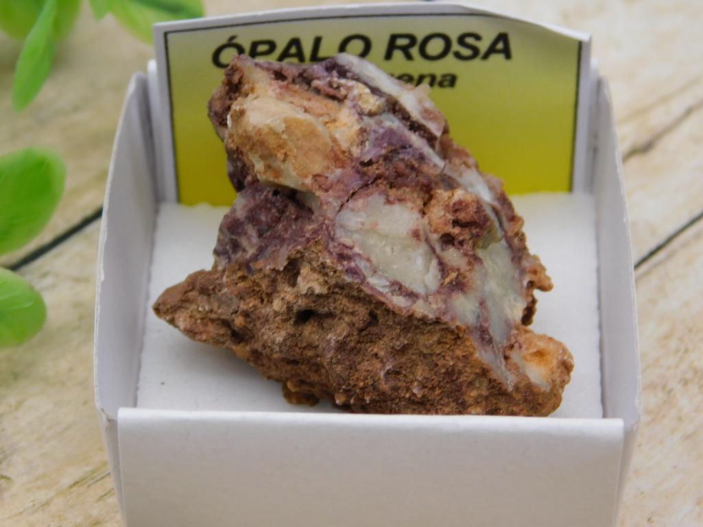 ROSE OPAL SPECIMEN