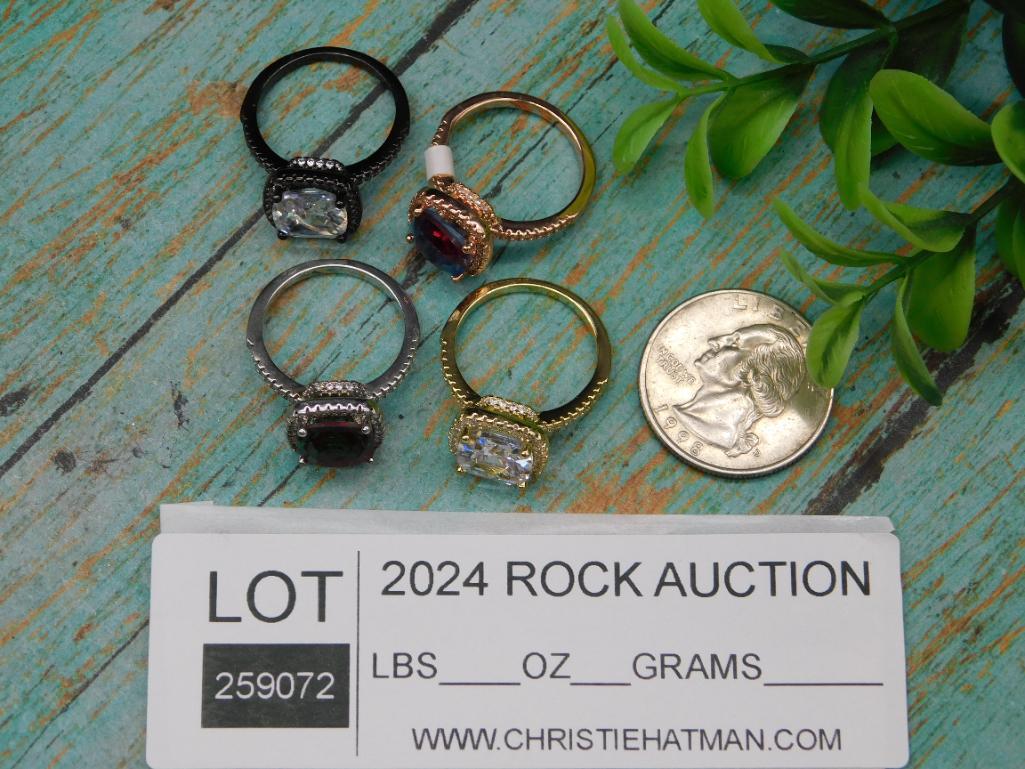 FASHION RINGS LOT OF 4