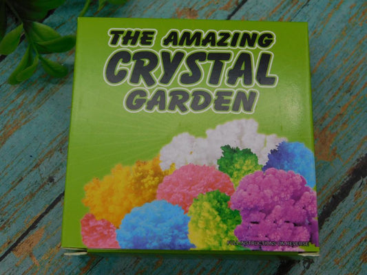 THE AMAZING CRYSTAL GARDEN KIT