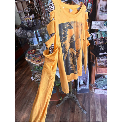 Long-Sleeve Graphic Tee Indian Profile in Yellow with Leopard Print
