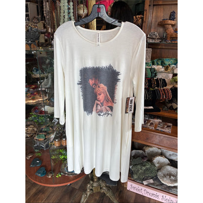 Ivory Graphic Long-Sleeve Women’s Tunic Top