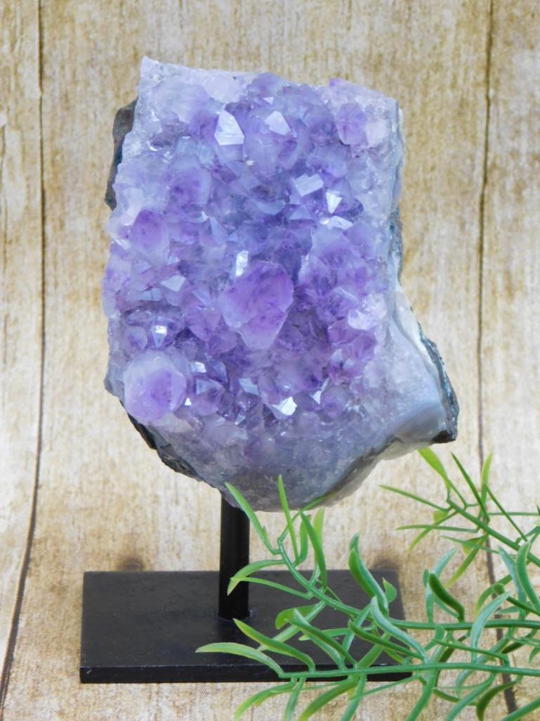 AMETHYST DISPLAY