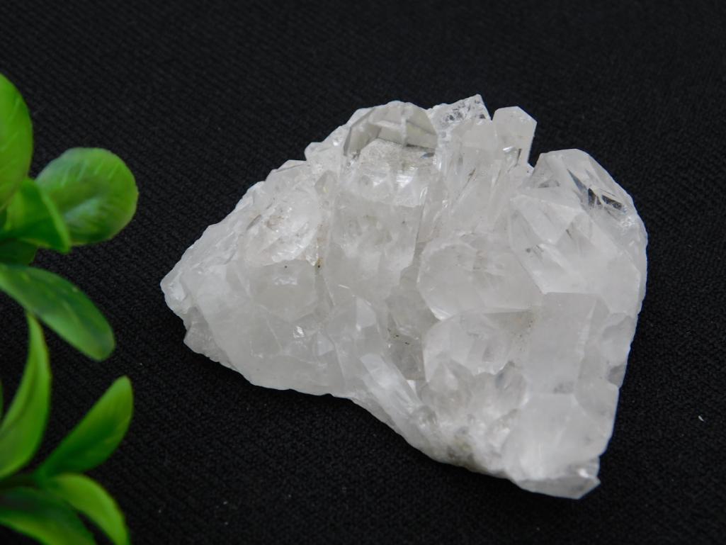 QUARTZ ROCK STONE LAPIDARY SPECIMEN