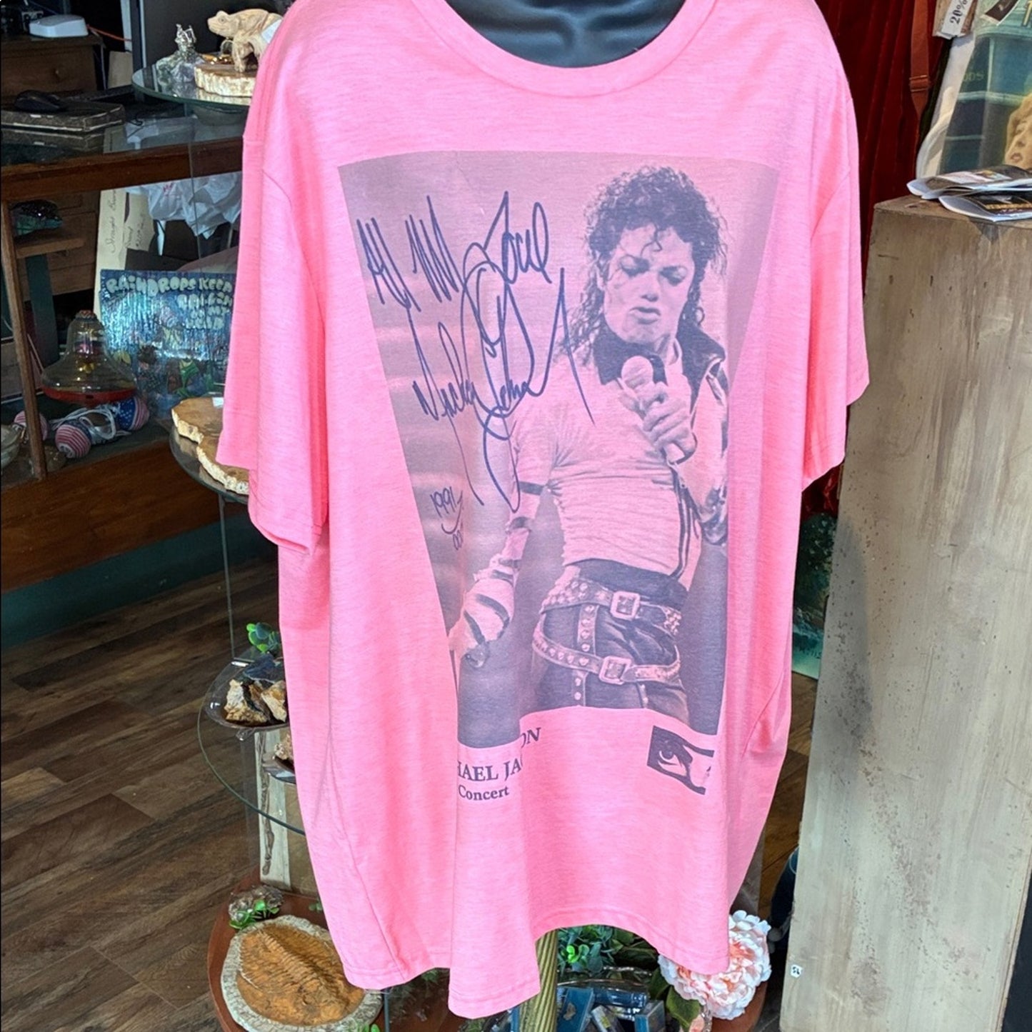 Michael Jackson Vintage-Style Pink Graphic Tee | Oversized Concert T-Shirt