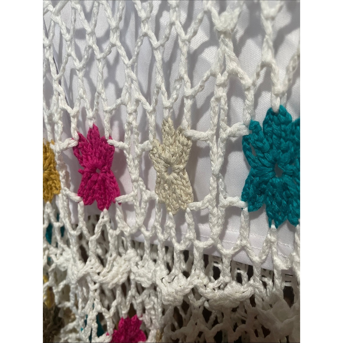 Vocal White Crochet hi-low Pencil Skirt