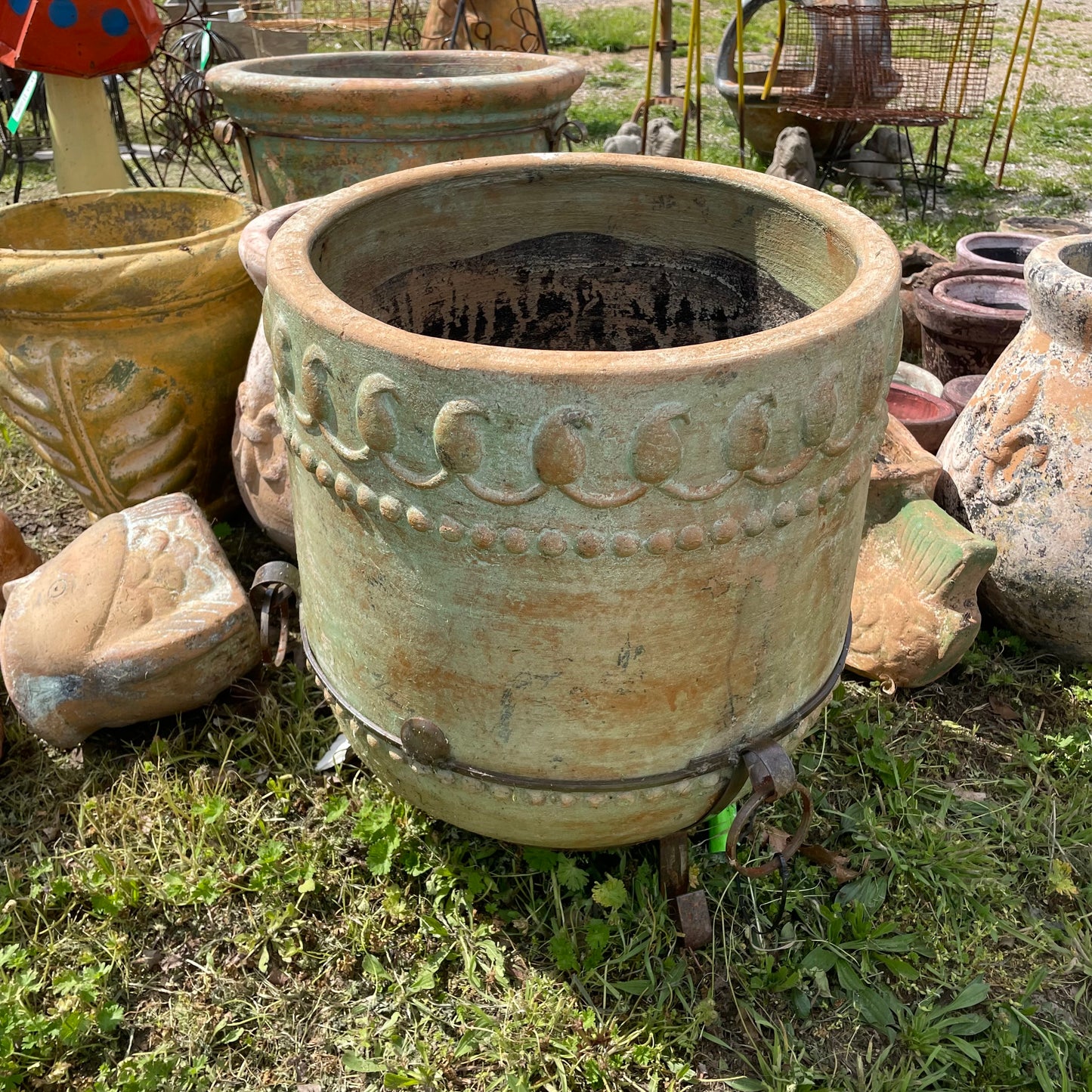 #150, Green pot