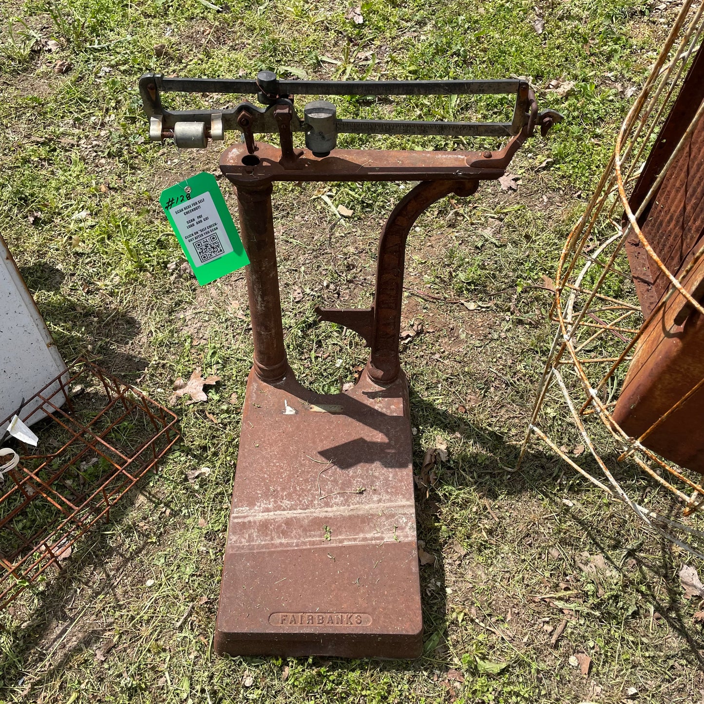 #128, Scale