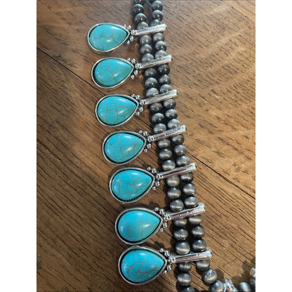 LARGE TURQUOISE STATEMENT NECKLACE