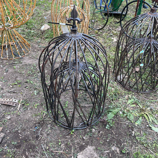 #131, Wrought iron garden topiary