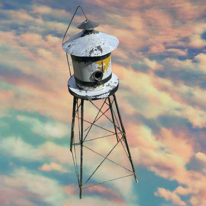 #108, Bird House