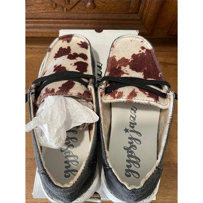 Gypsy Jazz Gray Canvas Slip-On with Brown Cowhide Print