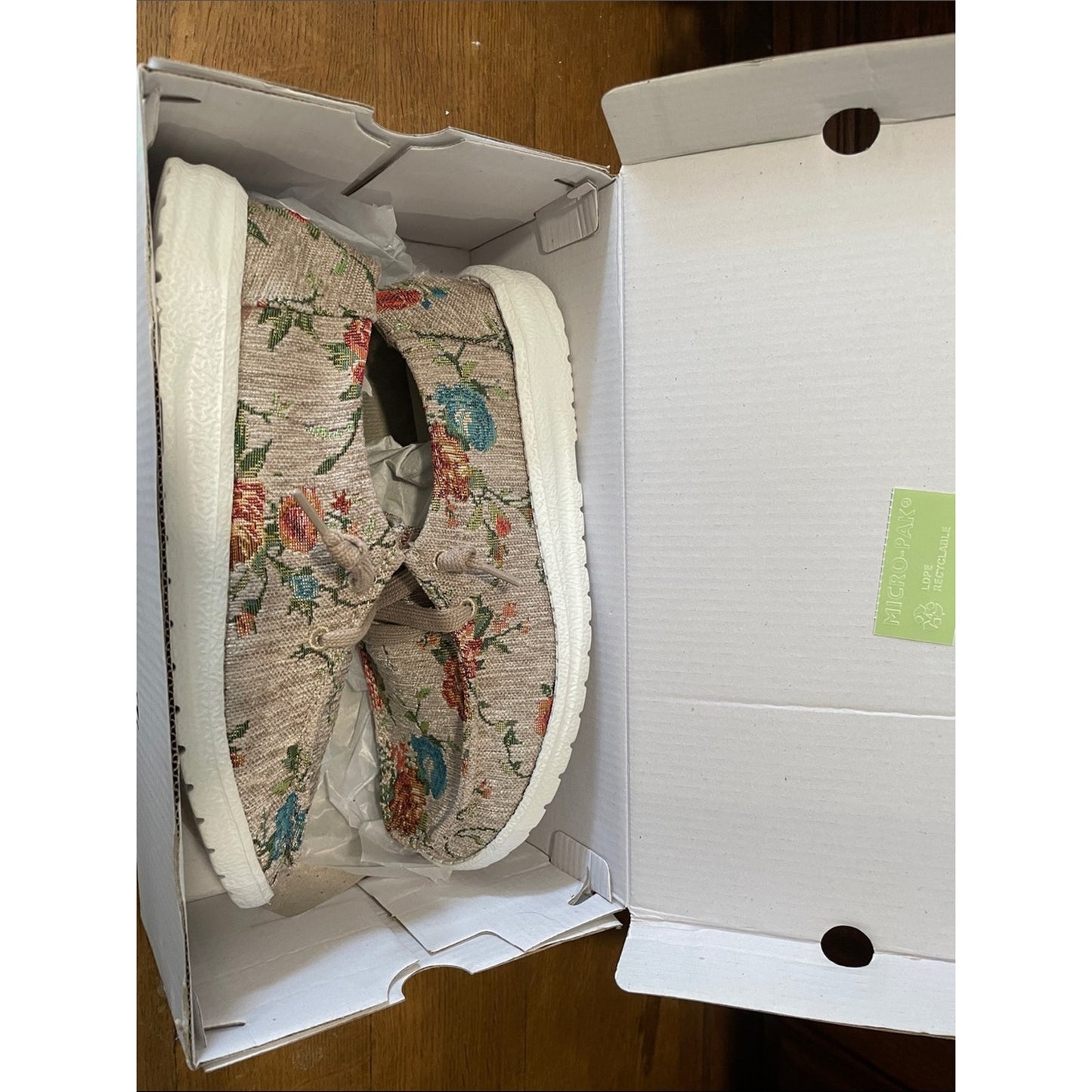Gypsy Jazz Beige Floral Slip-On Moccasins with Blue & Red Accents