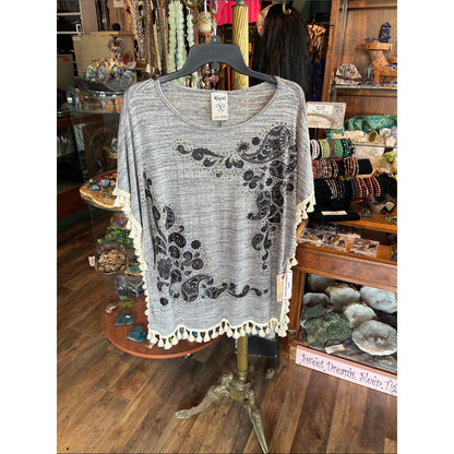 Vocal Gray Paisley Tassel-Hem Tunic with Cream Trim